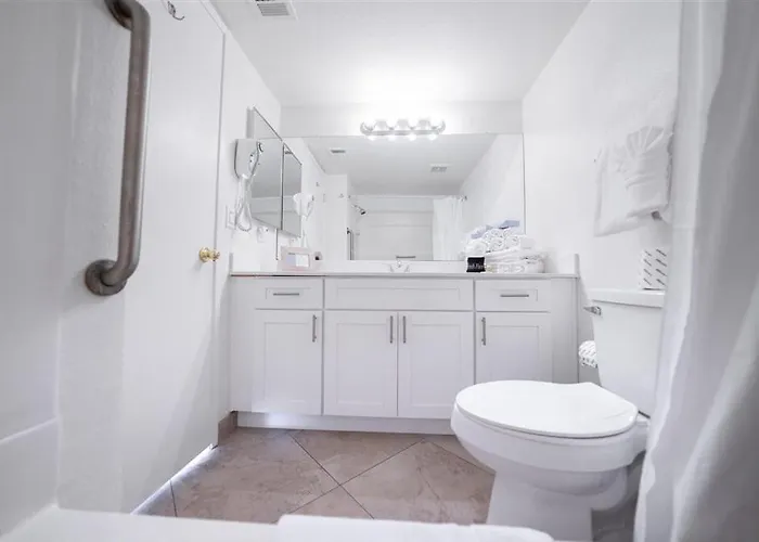 240 Fully Furnished, Wifi Included Scottsdale